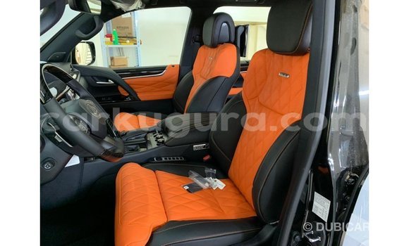 Nunua Imported Lexus LX Nyeusi Gari ndani ya Import - Dubai nchini Bujumbura Nunua Imported Lexus LX Nyeusi Gari ndani ya Import - Dubai nchini Bujumbura