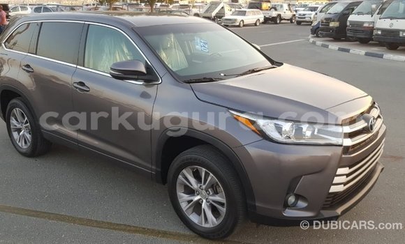 Buy Import Toyota Highlander Other Car in Import - Dubai in Bujumbura Buy Import Toyota Highlander Other Car in Import - Dubai in Bujumbura