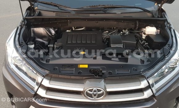 Buy Import Toyota Highlander Other Car in Import - Dubai in Bujumbura Buy Import Toyota Highlander Other Car in Import - Dubai in Bujumbura