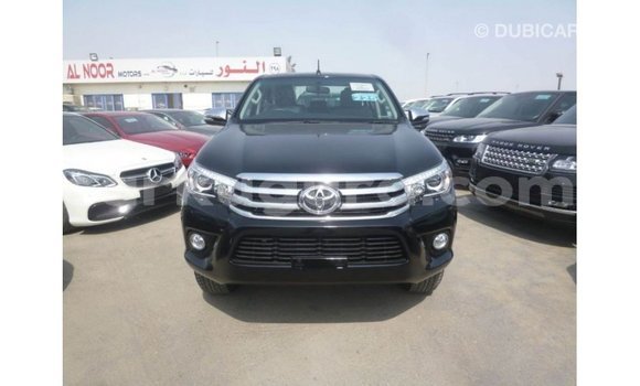 Nunua Imported Toyota Hilux Nyeusi Gari ndani ya Import - Dubai nchini Bujumbura Nunua Imported Toyota Hilux Nyeusi Gari ndani ya Import - Dubai nchini Bujumbura