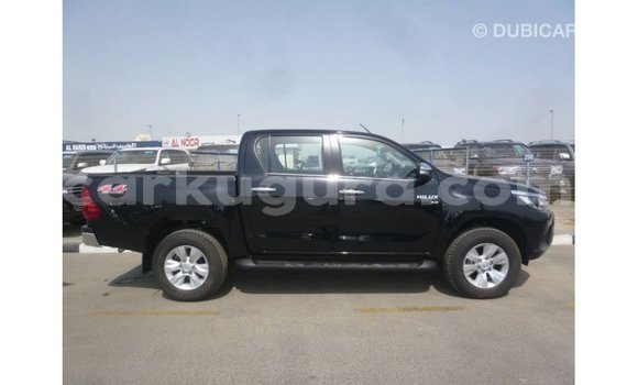 Nunua Imported Toyota Hilux Nyeusi Gari ndani ya Import - Dubai nchini Bujumbura Nunua Imported Toyota Hilux Nyeusi Gari ndani ya Import - Dubai nchini Bujumbura