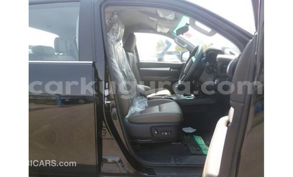 Nunua Imported Toyota Hilux Nyeusi Gari ndani ya Import - Dubai nchini Bujumbura Nunua Imported Toyota Hilux Nyeusi Gari ndani ya Import - Dubai nchini Bujumbura
