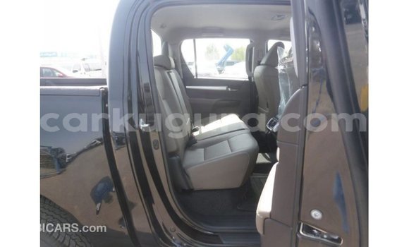 Nunua Imported Toyota Hilux Nyeusi Gari ndani ya Import - Dubai nchini Bujumbura Nunua Imported Toyota Hilux Nyeusi Gari ndani ya Import - Dubai nchini Bujumbura