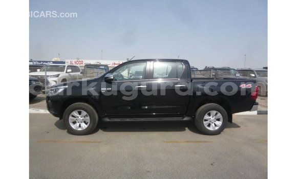 Acheter Import Voiture Toyota Hilux Noir à Import - Dubai, Bujumbura Acheter Import Voiture Toyota Hilux Noir à Import - Dubai, Bujumbura