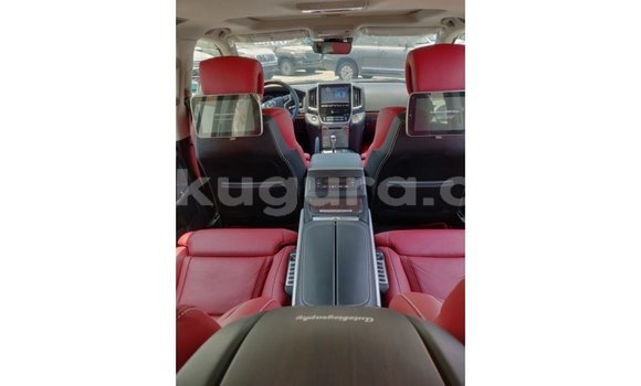 Nunua Imported Toyota Land Cruiser Nyeusi Gari ndani ya Import - Dubai nchini Bujumbura Nunua Imported Toyota Land Cruiser Nyeusi Gari ndani ya Import - Dubai nchini Bujumbura