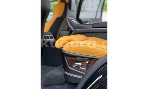 Nunua Imported Lexus LX Nyeusi Gari ndani ya Import - Dubai nchini Bujumbura Nunua Imported Lexus LX Nyeusi Gari ndani ya Import - Dubai nchini Bujumbura