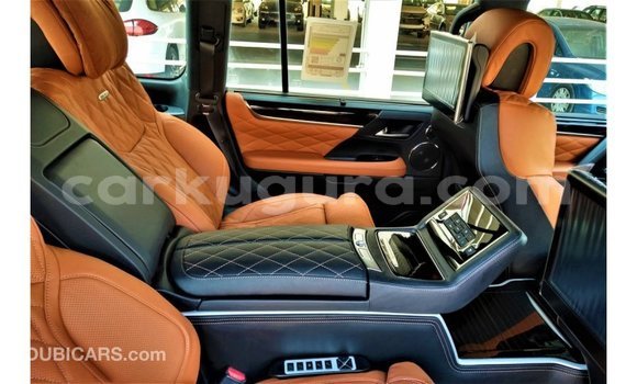 Nunua Imported Lexus LX Nyeusi Gari ndani ya Import - Dubai nchini Bujumbura Nunua Imported Lexus LX Nyeusi Gari ndani ya Import - Dubai nchini Bujumbura