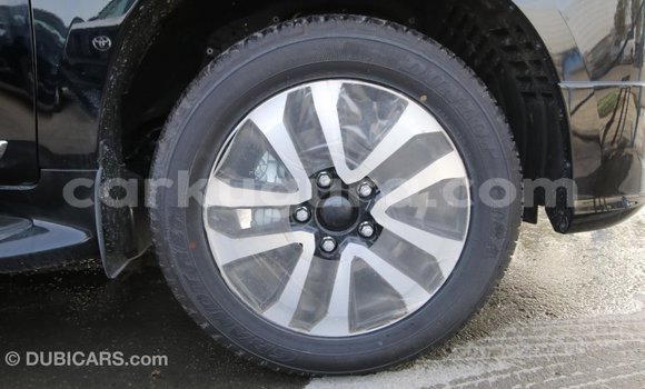 Acheter Import Voiture Toyota Land Cruiser Noir à Import - Dubai, Bujumbura Acheter Import Voiture Toyota Land Cruiser Noir à Import - Dubai, Bujumbura