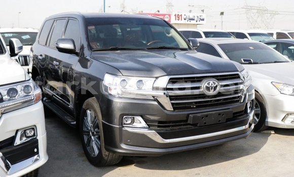 Buy Import Toyota Land Cruiser Black Car in Import - Dubai in Bujumbura Buy Import Toyota Land Cruiser Black Car in Import - Dubai in Bujumbura