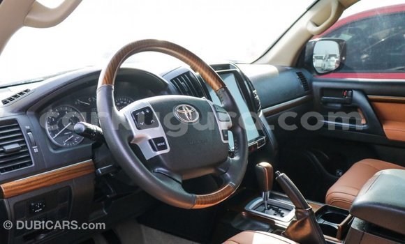 Nunua Imported Toyota Land Cruiser Nyeupe Gari ndani ya Import - Dubai nchini Bujumbura Nunua Imported Toyota Land Cruiser Nyeupe Gari ndani ya Import - Dubai nchini Bujumbura