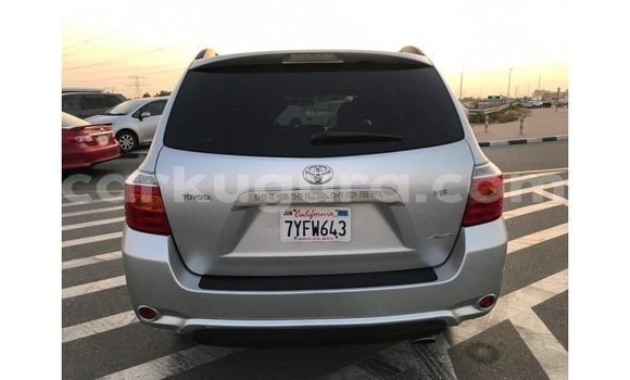 Nunua Imported Toyota Highlander Nyingine Gari ndani ya Import - Dubai nchini Bujumbura Nunua Imported Toyota Highlander Nyingine Gari ndani ya Import - Dubai nchini Bujumbura