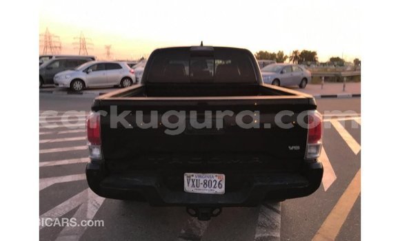 Acheter Import Voiture Toyota Tacoma Noir à Import - Dubai, Bujumbura Acheter Import Voiture Toyota Tacoma Noir à Import - Dubai, Bujumbura
