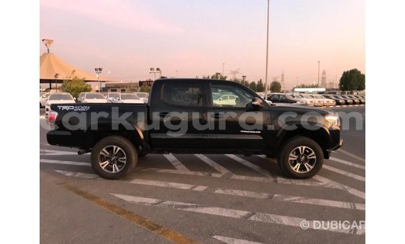 Acheter Import Voiture Toyota Tacoma Noir à Import - Dubai, Bujumbura Acheter Import Voiture Toyota Tacoma Noir à Import - Dubai, Bujumbura