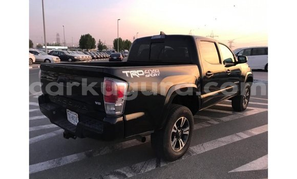 Acheter Import Voiture Toyota Tacoma Noir à Import - Dubai, Bujumbura Acheter Import Voiture Toyota Tacoma Noir à Import - Dubai, Bujumbura
