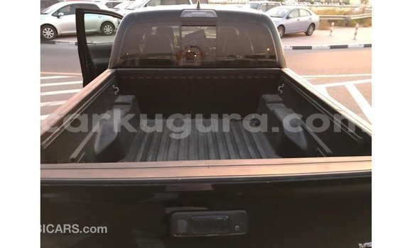 Acheter Import Voiture Toyota Tacoma Noir à Import - Dubai, Bujumbura Acheter Import Voiture Toyota Tacoma Noir à Import - Dubai, Bujumbura