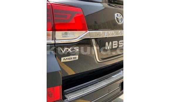 Nunua Imported Toyota Land Cruiser Nyeusi Gari ndani ya Import - Dubai nchini Bujumbura Nunua Imported Toyota Land Cruiser Nyeusi Gari ndani ya Import - Dubai nchini Bujumbura