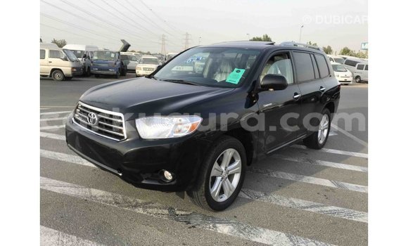 Nunua Imported Toyota Highlander Nyeusi Gari ndani ya Import - Dubai nchini Bujumbura Nunua Imported Toyota Highlander Nyeusi Gari ndani ya Import - Dubai nchini Bujumbura