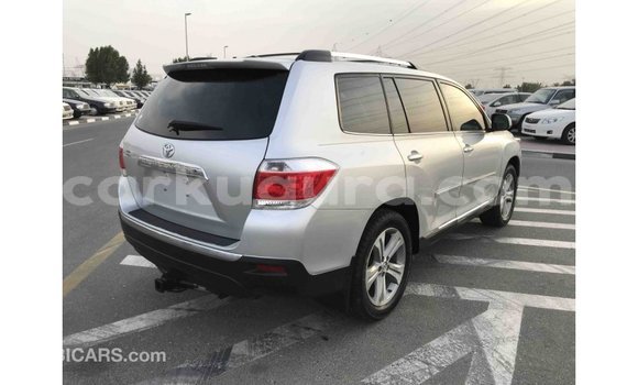 Acheter Import Voiture Toyota Highlander Autre à Import - Dubai, Bujumbura Acheter Import Voiture Toyota Highlander Autre à Import - Dubai, Bujumbura
