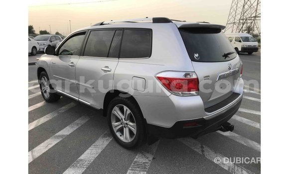 Acheter Import Voiture Toyota Highlander Autre à Import - Dubai, Bujumbura Acheter Import Voiture Toyota Highlander Autre à Import - Dubai, Bujumbura