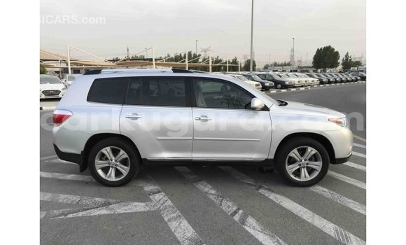 Acheter Import Voiture Toyota Highlander Autre à Import - Dubai, Bujumbura Acheter Import Voiture Toyota Highlander Autre à Import - Dubai, Bujumbura