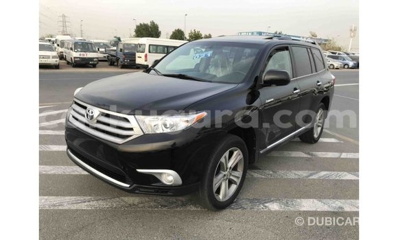 Acheter Import Voiture Toyota Highlander Noir à Import - Dubai, Bujumbura Acheter Import Voiture Toyota Highlander Noir à Import - Dubai, Bujumbura