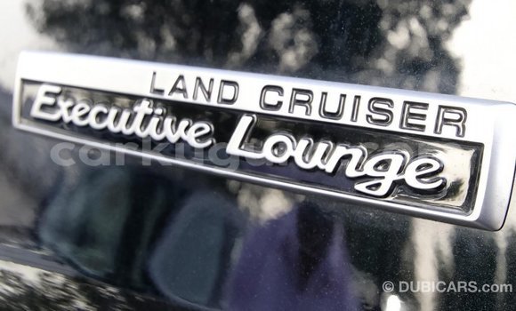 Nunua Imported Toyota Land Cruiser Nyeusi Gari ndani ya Import - Dubai nchini Bujumbura Nunua Imported Toyota Land Cruiser Nyeusi Gari ndani ya Import - Dubai nchini Bujumbura