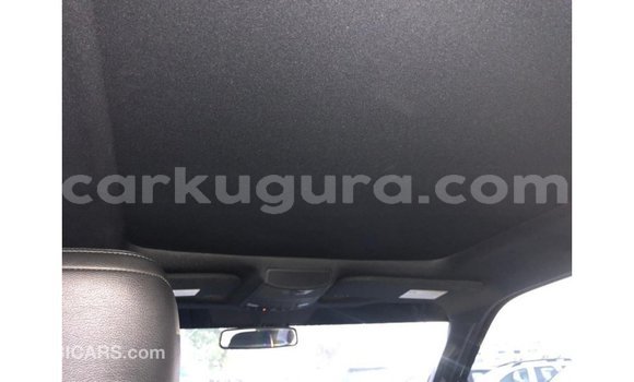 Acheter Import Voiture Ford V8 Blanc à Import - Dubai, Bujumbura Acheter Import Voiture Ford V8 Blanc à Import - Dubai, Bujumbura