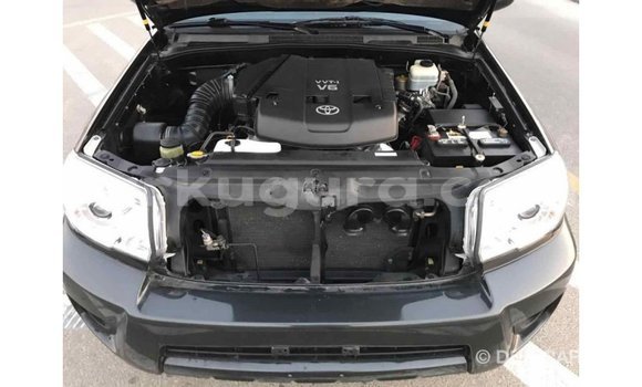 Nunua Imported Toyota 4Runner Nyeusi Gari ndani ya Import - Dubai nchini Bujumbura Nunua Imported Toyota 4Runner Nyeusi Gari ndani ya Import - Dubai nchini Bujumbura