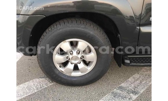 Nunua Imported Toyota 4Runner Nyeusi Gari ndani ya Import - Dubai nchini Bujumbura Nunua Imported Toyota 4Runner Nyeusi Gari ndani ya Import - Dubai nchini Bujumbura