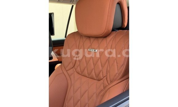 Nunua Imported Toyota Land Cruiser Nyeusi Gari ndani ya Import - Dubai nchini Bujumbura Nunua Imported Toyota Land Cruiser Nyeusi Gari ndani ya Import - Dubai nchini Bujumbura