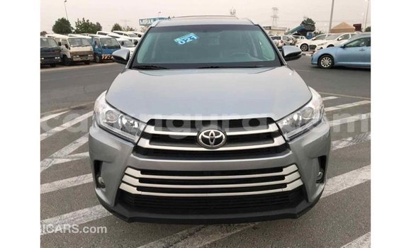 Nunua Imported Toyota Highlander Nyingine Gari ndani ya Import - Dubai nchini Bujumbura Nunua Imported Toyota Highlander Nyingine Gari ndani ya Import - Dubai nchini Bujumbura