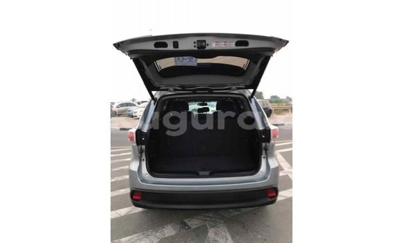 Nunua Imported Toyota Highlander Nyingine Gari ndani ya Import - Dubai nchini Bujumbura Nunua Imported Toyota Highlander Nyingine Gari ndani ya Import - Dubai nchini Bujumbura