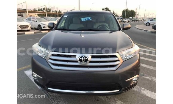 Nunua Imported Toyota Highlander Nyingine Gari ndani ya Import - Dubai nchini Bujumbura Nunua Imported Toyota Highlander Nyingine Gari ndani ya Import - Dubai nchini Bujumbura