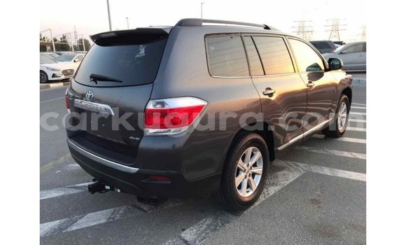 Nunua Imported Toyota Highlander Nyingine Gari ndani ya Import - Dubai nchini Bujumbura Nunua Imported Toyota Highlander Nyingine Gari ndani ya Import - Dubai nchini Bujumbura