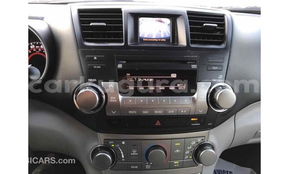 Nunua Imported Toyota Highlander Nyingine Gari ndani ya Import - Dubai nchini Bujumbura Nunua Imported Toyota Highlander Nyingine Gari ndani ya Import - Dubai nchini Bujumbura