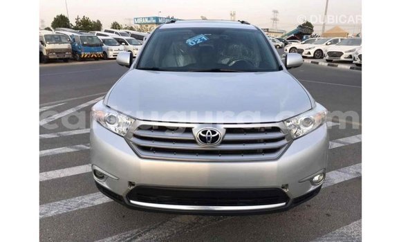 Nunua Imported Toyota Highlander Nyingine Gari ndani ya Import - Dubai nchini Bujumbura Nunua Imported Toyota Highlander Nyingine Gari ndani ya Import - Dubai nchini Bujumbura
