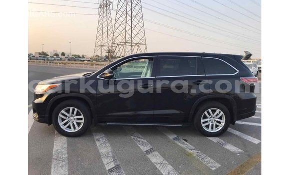 Nunua Imported Toyota Highlander Nyeusi Gari ndani ya Import - Dubai nchini Bujumbura Nunua Imported Toyota Highlander Nyeusi Gari ndani ya Import - Dubai nchini Bujumbura