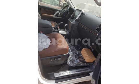 Nunua Imported Toyota Land Cruiser Brown Gari ndani ya Import - Dubai nchini Bujumbura Nunua Imported Toyota Land Cruiser Brown Gari ndani ya Import - Dubai nchini Bujumbura