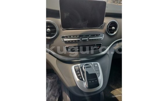 Nunua Imported Mercedes-Benz 250 Nyeusi Gari ndani ya Import - Dubai nchini Bujumbura Nunua Imported Mercedes-Benz 250 Nyeusi Gari ndani ya Import - Dubai nchini Bujumbura