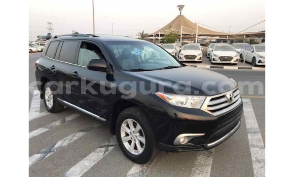 Nunua Imported Toyota Highlander Nyeusi Gari ndani ya Import - Dubai nchini Bujumbura Nunua Imported Toyota Highlander Nyeusi Gari ndani ya Import - Dubai nchini Bujumbura