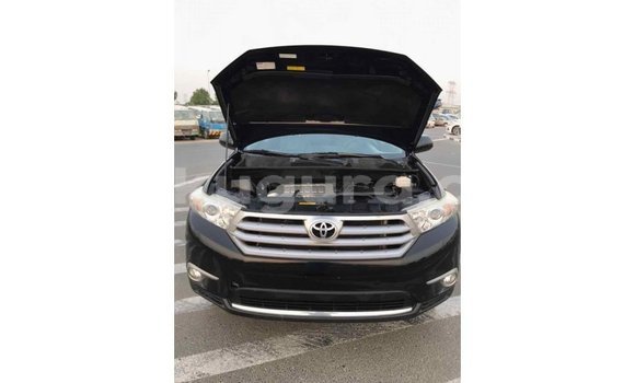 Nunua Imported Toyota Highlander Nyeusi Gari ndani ya Import - Dubai nchini Bujumbura Nunua Imported Toyota Highlander Nyeusi Gari ndani ya Import - Dubai nchini Bujumbura