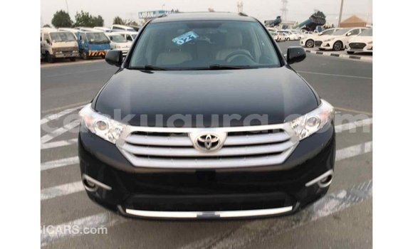 Nunua Imported Toyota Highlander Nyeusi Gari ndani ya Import - Dubai nchini Bujumbura Nunua Imported Toyota Highlander Nyeusi Gari ndani ya Import - Dubai nchini Bujumbura