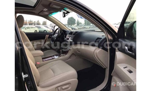 Nunua Imported Toyota Highlander Nyeusi Gari ndani ya Import - Dubai nchini Bujumbura Nunua Imported Toyota Highlander Nyeusi Gari ndani ya Import - Dubai nchini Bujumbura