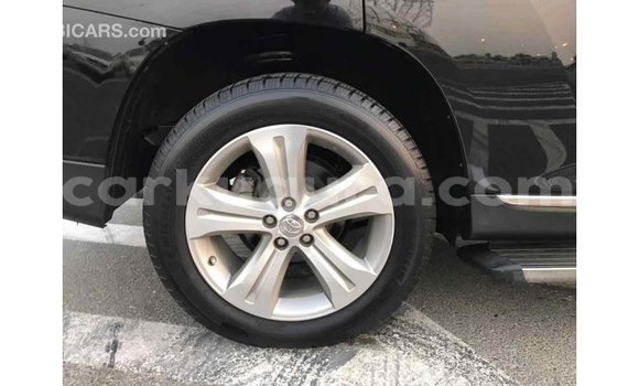 Nunua Imported Toyota Highlander Nyeusi Gari ndani ya Import - Dubai nchini Bujumbura Nunua Imported Toyota Highlander Nyeusi Gari ndani ya Import - Dubai nchini Bujumbura