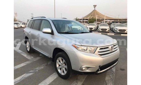 Nunua Imported Toyota Highlander Nyingine Gari ndani ya Import - Dubai nchini Bujumbura Nunua Imported Toyota Highlander Nyingine Gari ndani ya Import - Dubai nchini Bujumbura
