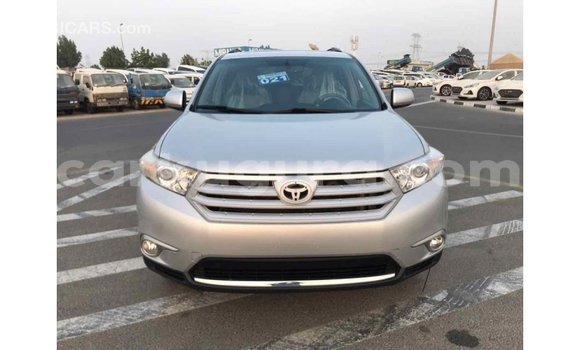 Nunua Imported Toyota Highlander Nyingine Gari ndani ya Import - Dubai nchini Bujumbura Nunua Imported Toyota Highlander Nyingine Gari ndani ya Import - Dubai nchini Bujumbura
