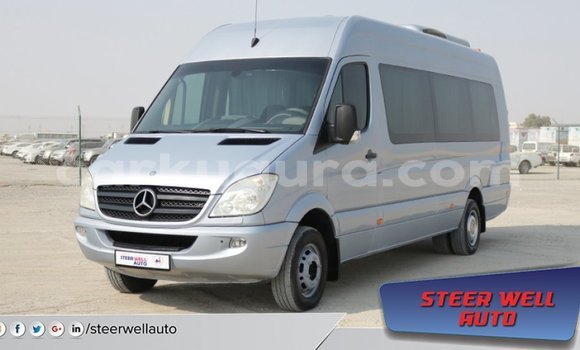 Buy Import Mercedes-Benz 190 Other Car in Import - Dubai in Bujumbura Buy Import Mercedes-Benz 190 Other Car in Import - Dubai in Bujumbura