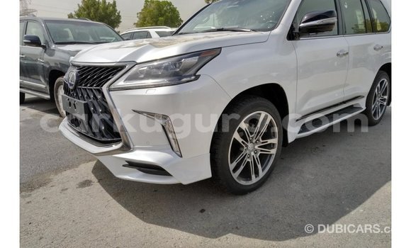Nunua Imported Lexus LX Nyeupe Gari ndani ya Import - Dubai nchini Bujumbura Nunua Imported Lexus LX Nyeupe Gari ndani ya Import - Dubai nchini Bujumbura