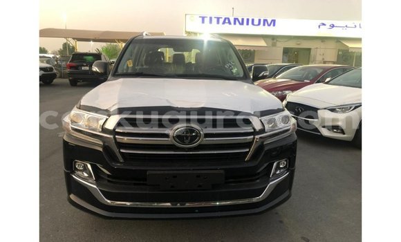 Nunua Imported Toyota Land Cruiser Nyeusi Gari ndani ya Import - Dubai nchini Bujumbura Nunua Imported Toyota Land Cruiser Nyeusi Gari ndani ya Import - Dubai nchini Bujumbura