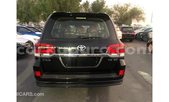 Nunua Imported Toyota Land Cruiser Nyeusi Gari ndani ya Import - Dubai nchini Bujumbura Nunua Imported Toyota Land Cruiser Nyeusi Gari ndani ya Import - Dubai nchini Bujumbura